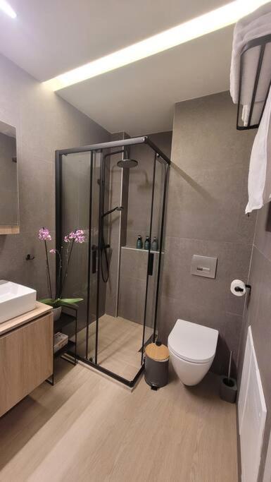 אלכסנדרופולי 8 Blocks Apartments 1B מראה חיצוני תמונה