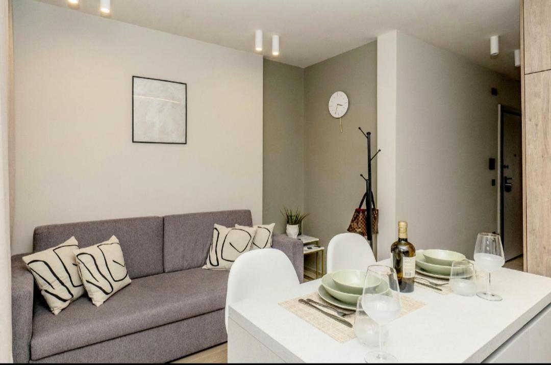 אלכסנדרופולי 8 Blocks Apartments 1B מראה חיצוני תמונה